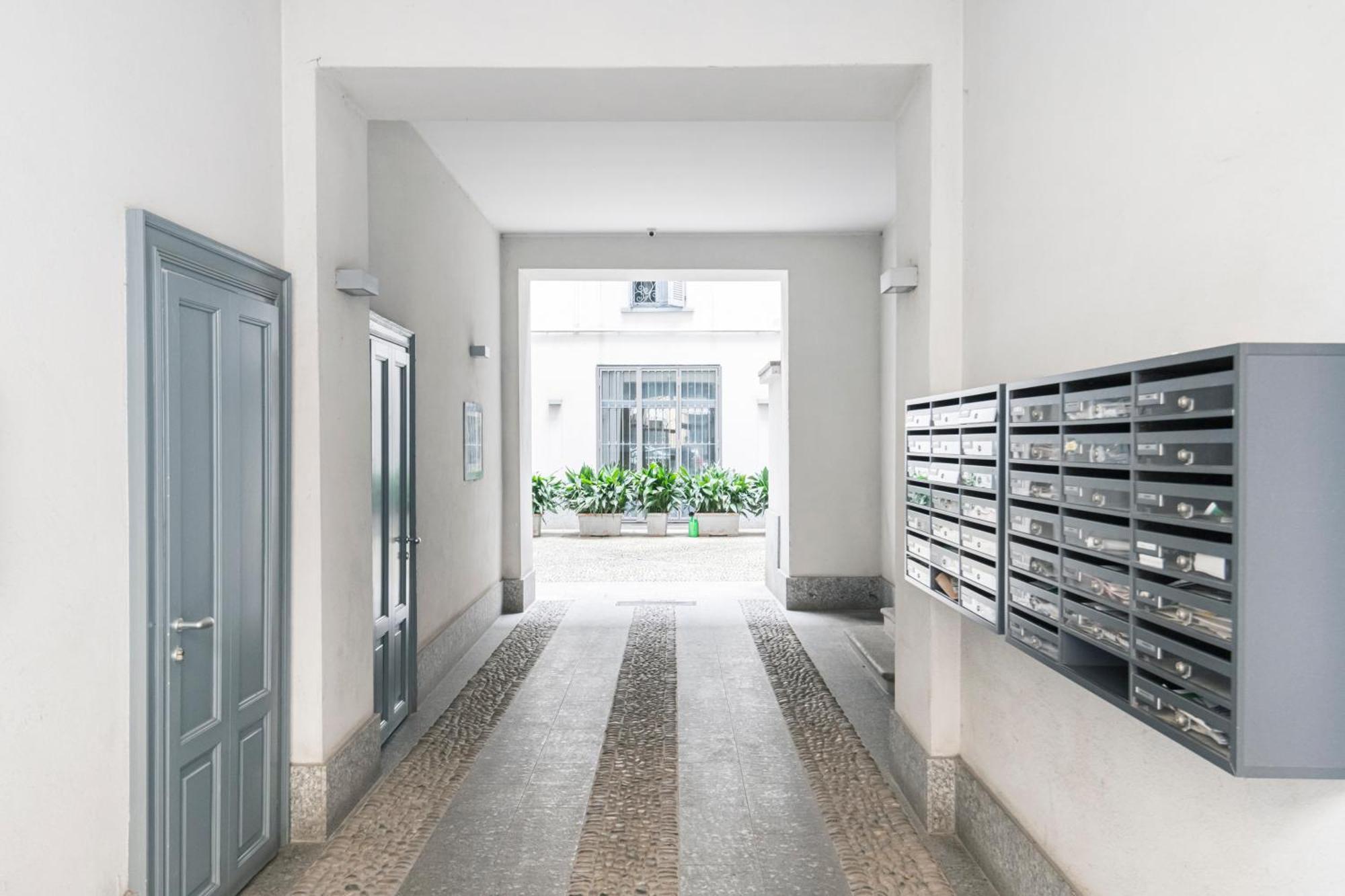 Easylife - Appartamento Elegante Moderno E Accogliente - La Tua Oasi In Citta Мілан Екстер'єр фото